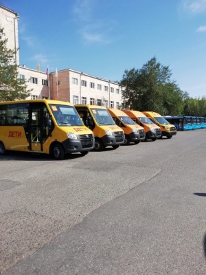 Мы поздравляем МКОУ «Чкаловская СОШ» с получением нового школьного автобуса! 